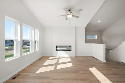 902 Spruce Circle N Cambridge MN 55008