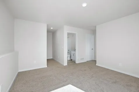 902 Spruce Circle N Cambridge MN 55008