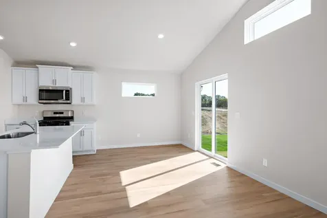 902 Spruce Circle N Cambridge MN 55008