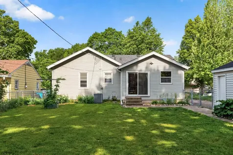 4034 Zane Avenue N Robbinsdale MN 55422
