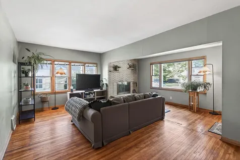4034 Zane Avenue N Robbinsdale MN 55422