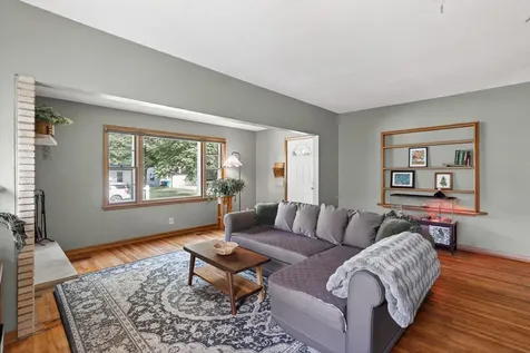 4034 Zane Avenue N Robbinsdale MN 55422