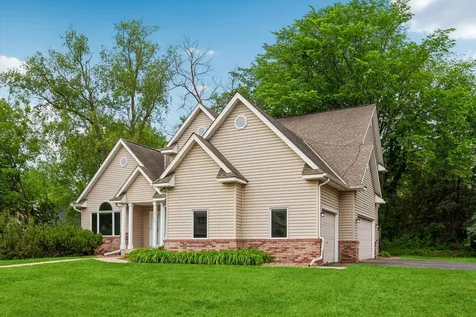 17123 Jonathan Court Lakeville MN 55044
