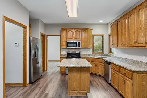 17123 Jonathan Court Lakeville MN 55044