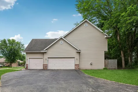 17123 Jonathan Court Lakeville MN 55044