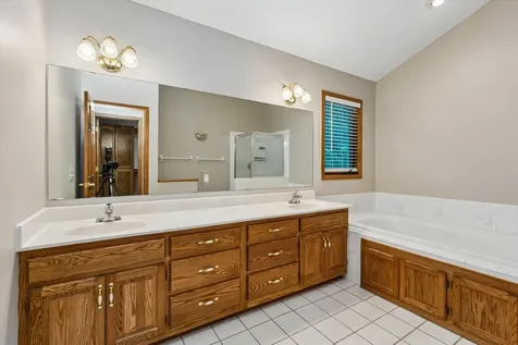 17123 Jonathan Court Lakeville MN 55044