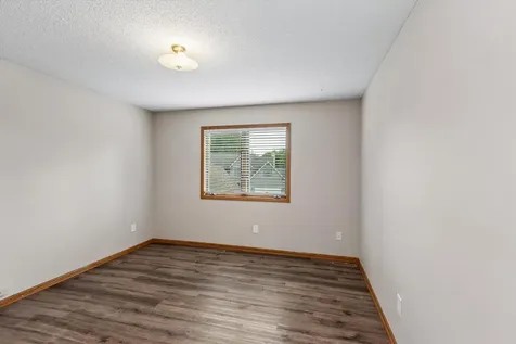 17123 Jonathan Court Lakeville MN 55044