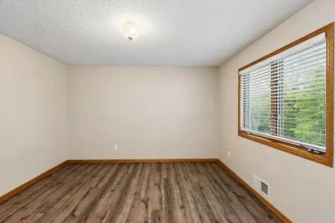 17123 Jonathan Court Lakeville MN 55044