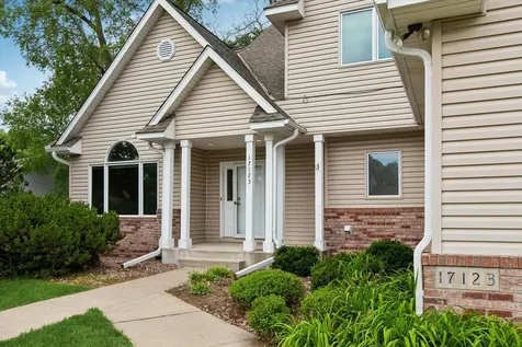 17123 Jonathan Court Lakeville MN 55044