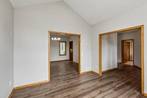 17123 Jonathan Court Lakeville MN 55044