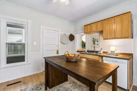 817 26th Avenue NE Minneapolis MN 55418