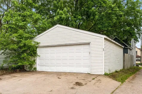 817 26th Avenue NE Minneapolis MN 55418