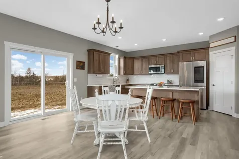 18805 Scenic Way Shafer MN 55074