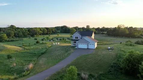 18805 Scenic Way Shafer MN 55074