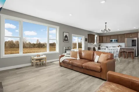 18805 Scenic Way Shafer MN 55074