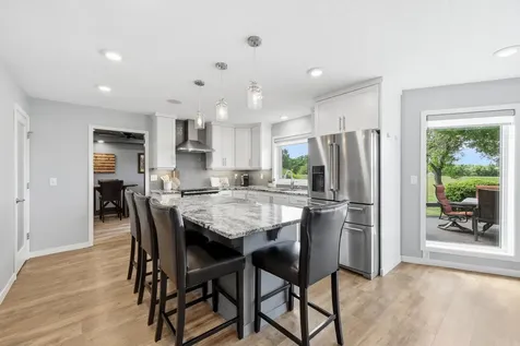3500 Riverview Circle Moorhead MN 56560