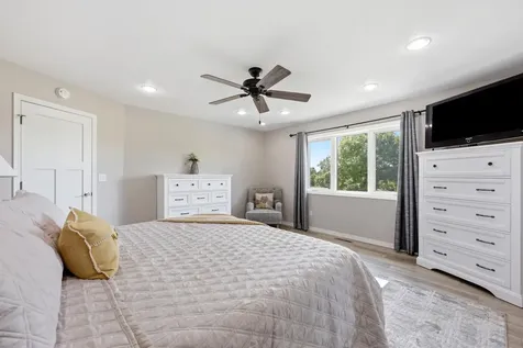 3500 Riverview Circle Moorhead MN 56560
