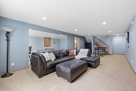 3500 Riverview Circle Moorhead MN 56560