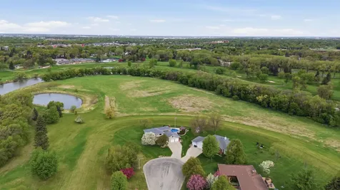 3500 Riverview Circle Moorhead MN 56560