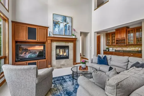 1766 Alphon Drive Victoria MN 55386