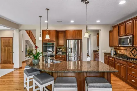 1766 Alphon Drive Victoria MN 55386