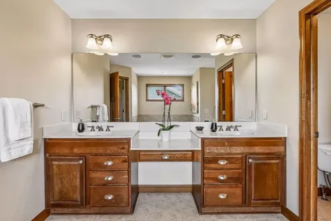 1766 Alphon Drive Victoria MN 55386