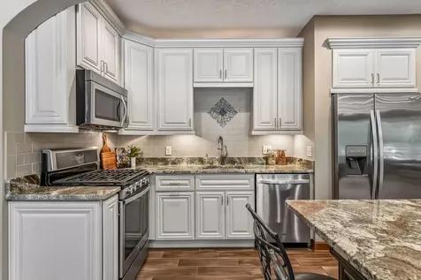 1766 Alphon Drive Victoria MN 55386