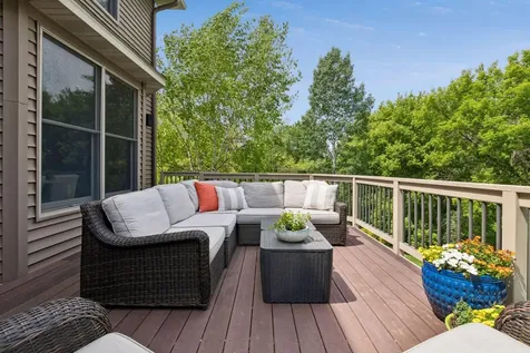 1766 Alphon Drive Victoria MN 55386