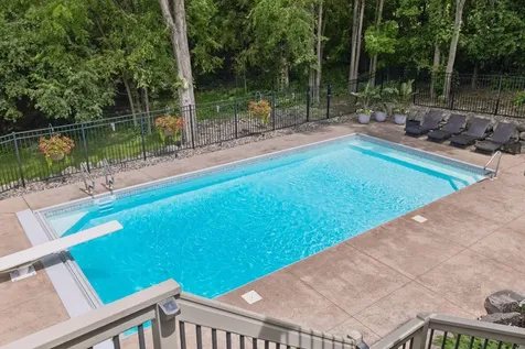 1766 Alphon Drive Victoria MN 55386