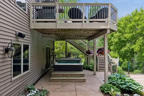 1766 Alphon Drive Victoria MN 55386