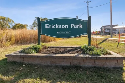 13733 Victoria Meadows Court Rosemount MN 55068