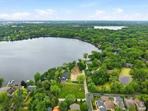 1184 Edgewater Avenue Arden Hills MN 55112