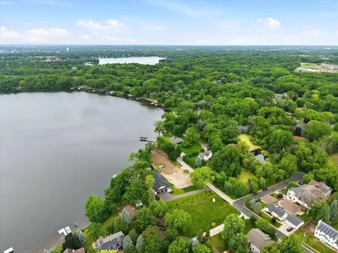 1184 Edgewater Avenue Arden Hills MN 55112