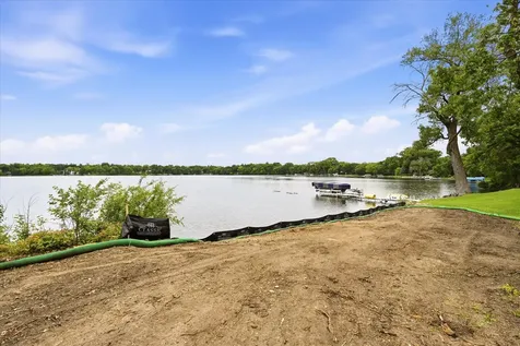 1184 Edgewater Avenue Arden Hills MN 55112