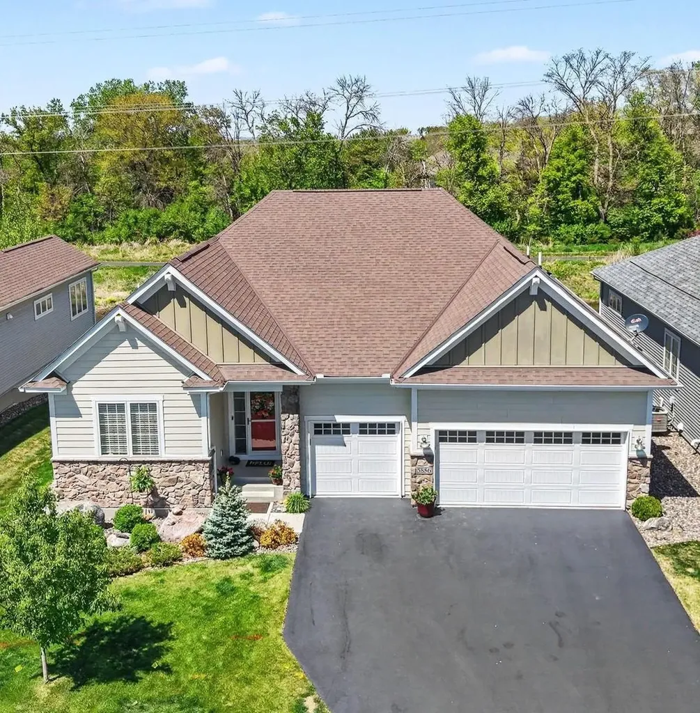 5886 Sheffield Terrace NE Prior Lake MN 55372