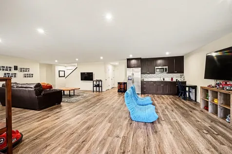 5886 Sheffield Terrace NE Prior Lake MN 55372