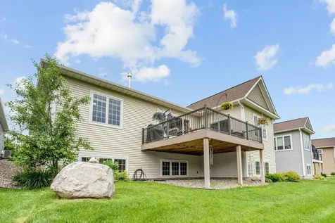 5886 Sheffield Terrace NE Prior Lake MN 55372