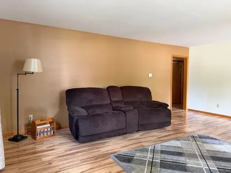 401 W Crawford Street Luverne MN 56156