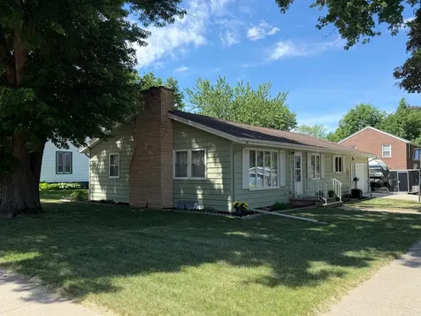 401 W Crawford Street Luverne MN 56156