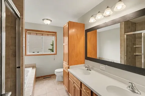 2920 18th Avenue E Shakopee MN 55379