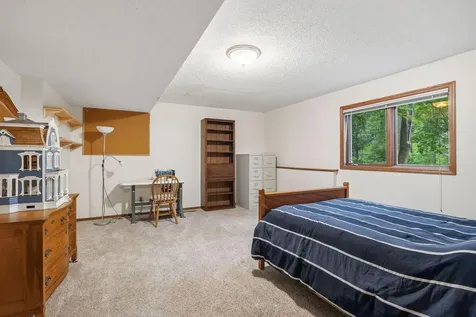 4876 Knottingham Circle Eagan MN 55122