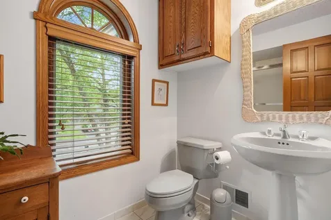 4876 Knottingham Circle Eagan MN 55122