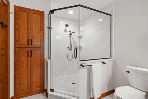 4876 Knottingham Circle Eagan MN 55122