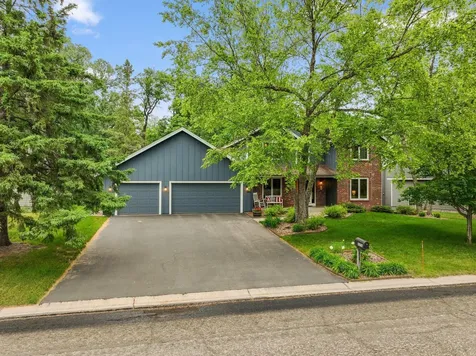 4876 Knottingham Circle Eagan MN 55122