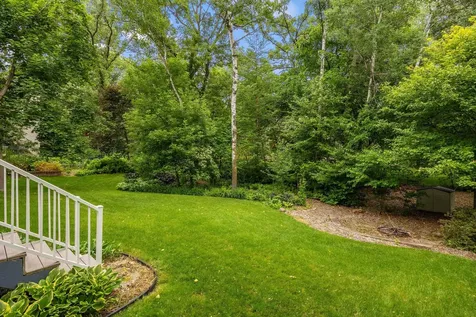 4876 Knottingham Circle Eagan MN 55122