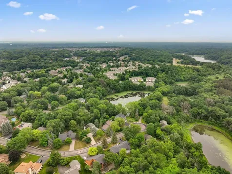 4876 Knottingham Circle Eagan MN 55122