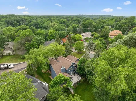 4876 Knottingham Circle Eagan MN 55122