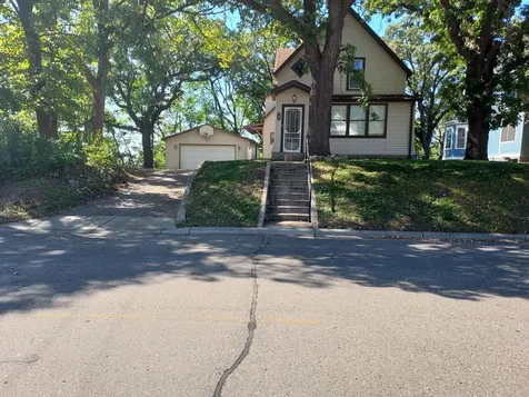 703 N 1st Street Montevideo MN 56265