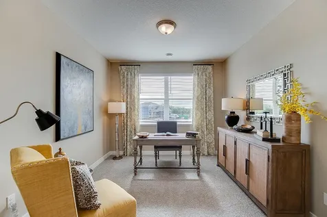 1712 Oak Creek Drive Chaska MN 55318