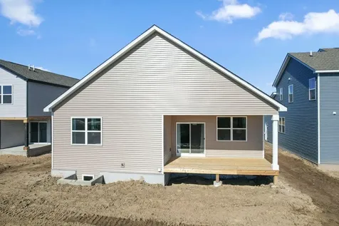 1712 Oak Creek Drive Chaska MN 55318